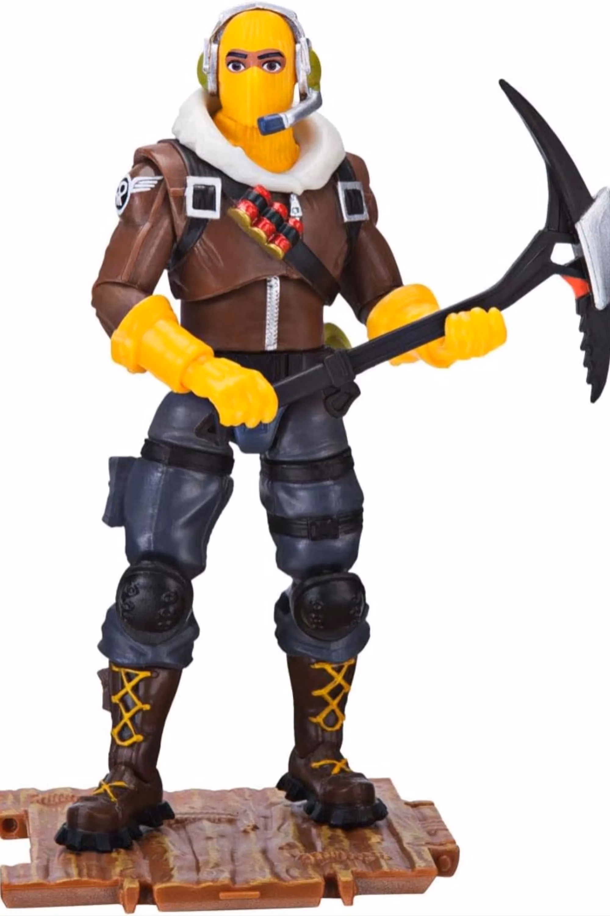 i-found-the-best-fortnite-gifts-for-2026-from-battle-bus-to-peely-image-0